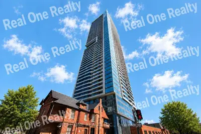 609 Sherbourne Street 706, Toronto C08, On M4x 0a4