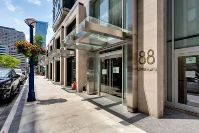 88 Cumberland Street 1902, Toronto C02, On M5r 0c8