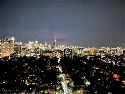 181 Bedford Road 2208, Toronto C02, On M5r 0c2