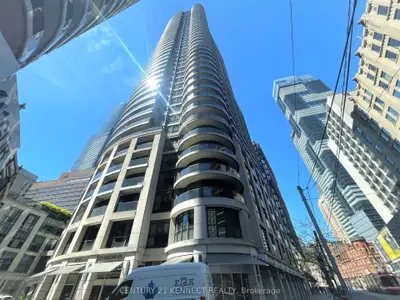 21 Carlton Street 610, Toronto C08, On M5b 1l3