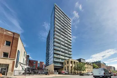 105 George Street 815, Toronto C08, On M5a 0l4