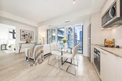 135 Lower Sherbourne Street 1631, Toronto C08, On M5a 1y4