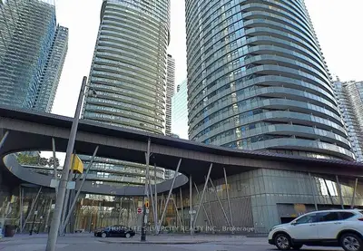 12 York Street 601, Toronto C01, On M5j 0a9