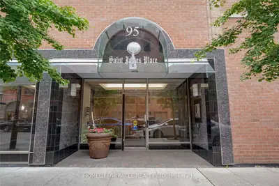 95 Lombard Street 605, Toronto C08, On M5c 2v3