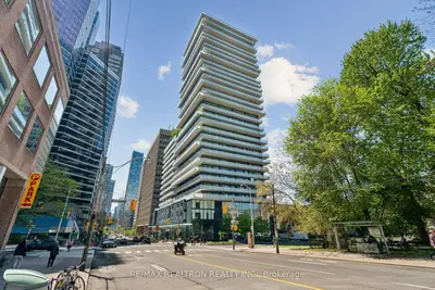 57 St Joseph Street 2005, Toronto C01, On M5s 0c5