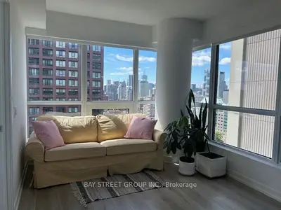 395 Bloor Street E 1802, Toronto C08, On M4w 1h7