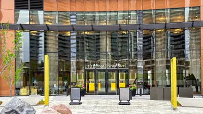18 Esther Shiner Boulevard 738, Toronto C15, On M2k 0j7