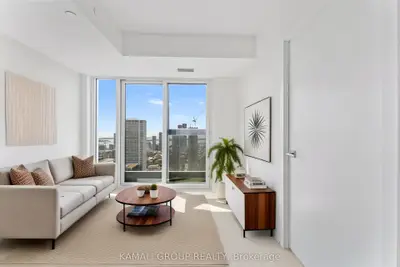 252 Church Street 5112, Toronto C08, On M5b 0e6