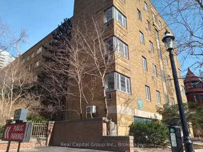 26 St Joseph Street 401, Toronto C01, On M4j 1k1