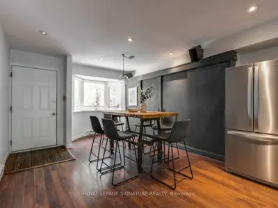 598 Wellington Street W, Toronto C01, On M5v 2x5