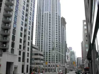 763 Bay Street 4802, Toronto C01, On M5g 2r3