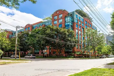 95 Prince Arthur Avenue 215, Toronto C02, On M5r 3p6