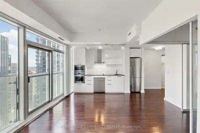 12 York Street 3901, Toronto C01, On M5j 0a9