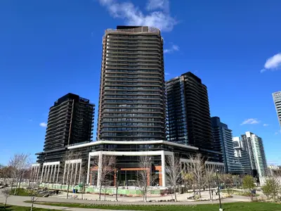 18 Esther Shiner Boulevard 3303, Toronto C15, On M2k 0j7