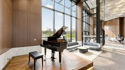 68 Esther Shiner Boulevard 2015, Toronto C15, On M2k 0j6