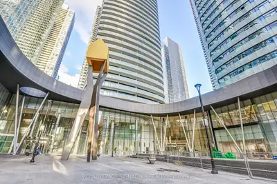 14 York Street 2804, Toronto, On M5j 0b1