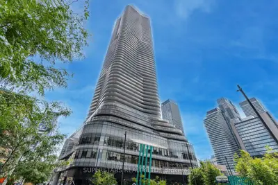 11 Wellesley Street W 5806, Toronto C01, On M4y 0g4