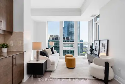 16 Harbour Street 4006, Toronto C01, On M5j 2z7
