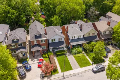 101 Deloraine Avenue, Toronto C04, On M5m 2b1
