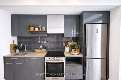 251 Jarvis Street 3805, Toronto C08, On M5b 0c3