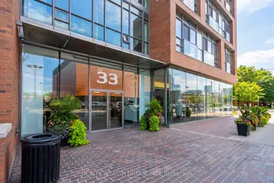 33 Mill Street 706, Toronto C08, On M5a 3r3