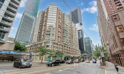 711 Bay Street 1712, Toronto C01, On M5g 2j8