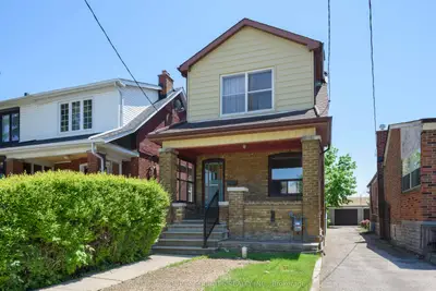 155 Earlsdale Avenue, Toronto C03, On M6e 1l3