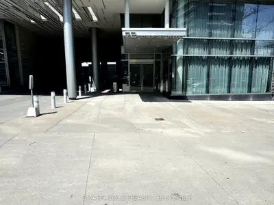72 Esther Shiner Boulevard 2306, Toronto C15, On M2k 0c4