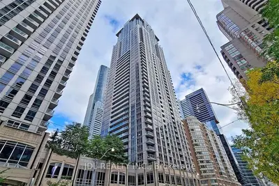 761 Bay Street 2612, Toronto C01, On M5g 2r2