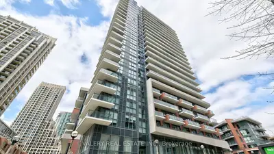 38 Iannuzzi Street W 1607, Toronto C01, On M5v 0c2
