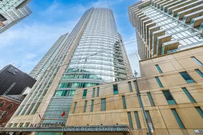 210 Victoria Street 2113, Toronto, On M5b 2r3