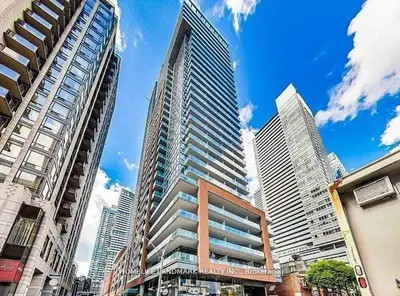 8 Mercer Street, Toronto C01, On M5v 0c4