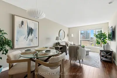 410 Queens Quay W 1105, Toronto C01, On M5v 3t1