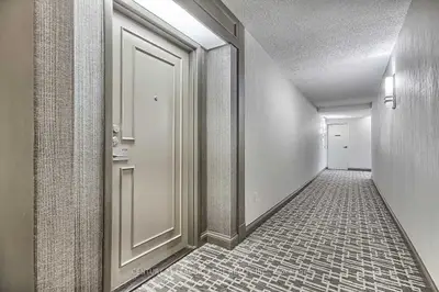 75 Wynford Heights Crescent 1708, Toronto, On M3c 3h9