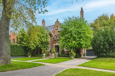 82 Chestnut Park Road, Toronto, On M4w 2r3