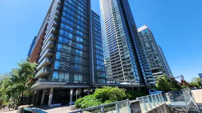 4k Spadina Avenue 1012, Toronto C01, On M5v 3y9