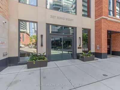 327 King Street W 1305, Toronto, On M5v 0w7