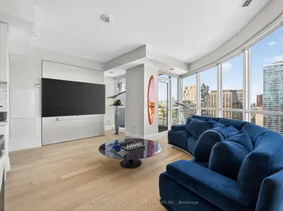 88 Cumberland Street 2104, Toronto C02, On M5r 0c8