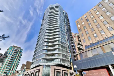 88 Cumberland Street 1606, Toronto C02, On M5r 1a3