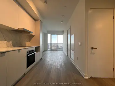 55 Cooper Street 6307, Toronto C08, On M5e 0g1