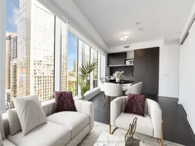 197 Yonge Street 1412, Toronto C08, On M5b 1m4