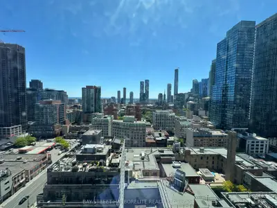 100 Queen Street E 2309, Toronto C08, On M5c 0b5