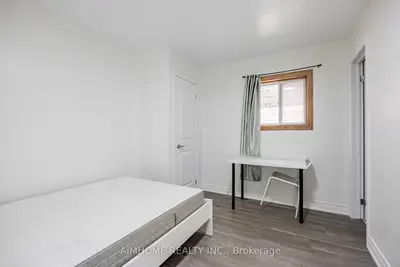 144 Wolseley Street 2c, Toronto C01, On M6j 3r4