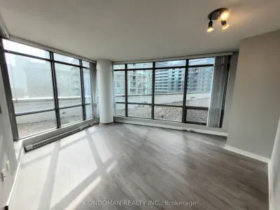 3 Navy Wharf Court 603, Toronto C01, On M5v 3v1
