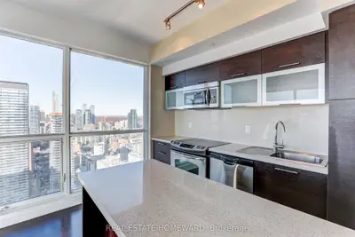 386 Yonge Street 4315, Toronto C01, On M5b 0a5