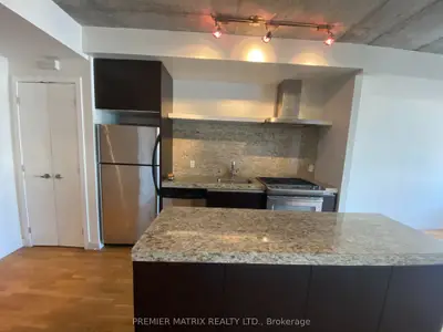 Condo Apartment in Toronto