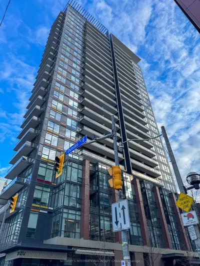 225 Sackville Street 1411, Toronto C08, On M5a 0b9
