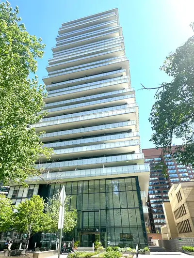 57 St Joseph Street 1004, Toronto C01, On M5s 0c5
