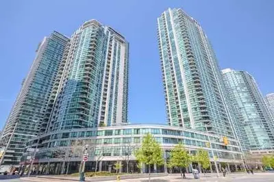 12 Yonge Street 503, Toronto C01, On M5e 1z9