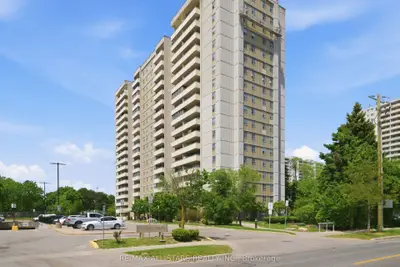 Condo Apartment in Toronto